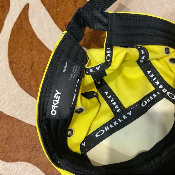 Oakley Mark II 5 Panel Cap Yellow Men’s OSFA - Picture 4 of 6